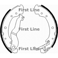 FBS028 FIRST LINE Комплект тормозных колодок